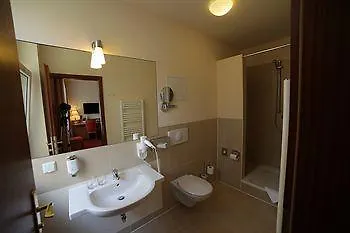 Hotel & Apartments Zarenhof Berlin Friedrichshain 3*,  ألمانيا