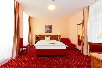 Hotel & Apartments Zarenhof Berlin Friedrichshain 3*,