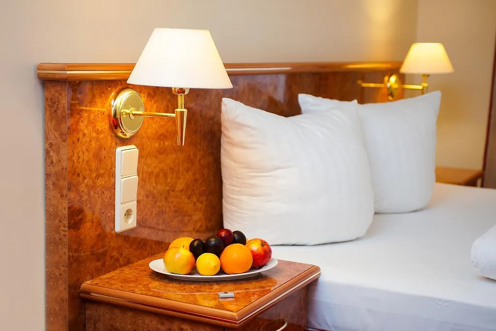 Hotel & Apartments Zarenhof Berlin Friedrichshain 3*,  Germany