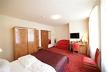 ***  Hotel & Apartments Zarenhof Berlin Friedrichshain Germany
